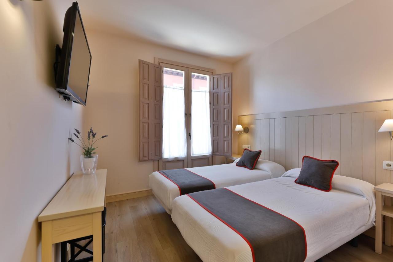 Hostal La Chata By Vivere Stays San Ildefonso エクステリア 写真