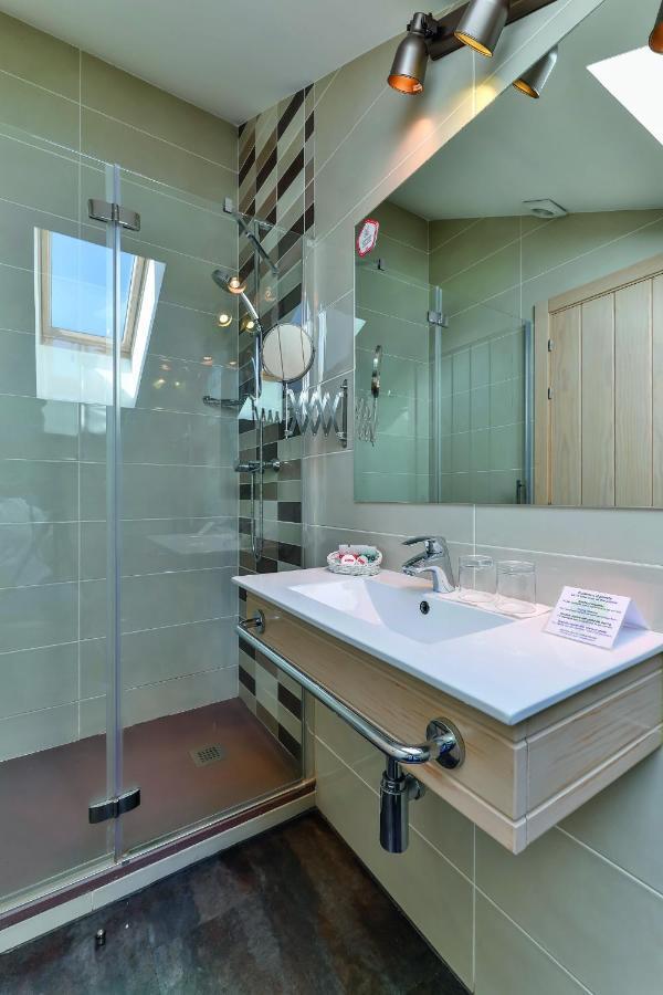 Hostal La Chata By Vivere Stays San Ildefonso エクステリア 写真